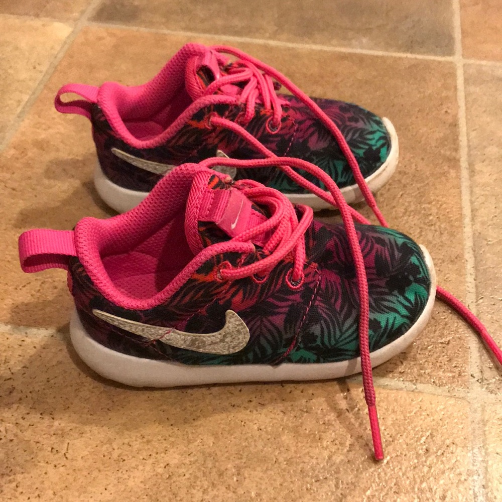 Toddler Nike Roche